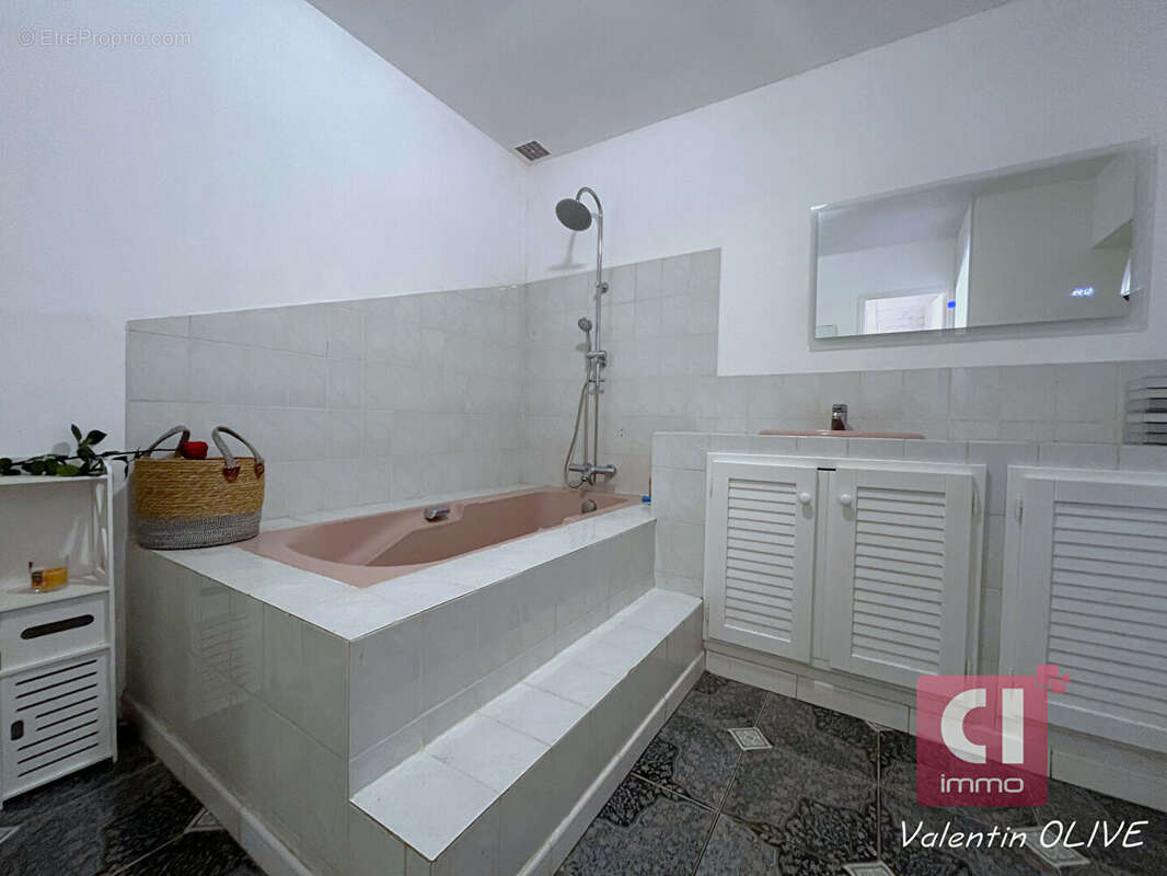 Maison La Roquebrussanne 5 pièces 144 m2 - Piscine et Garage - photo 10