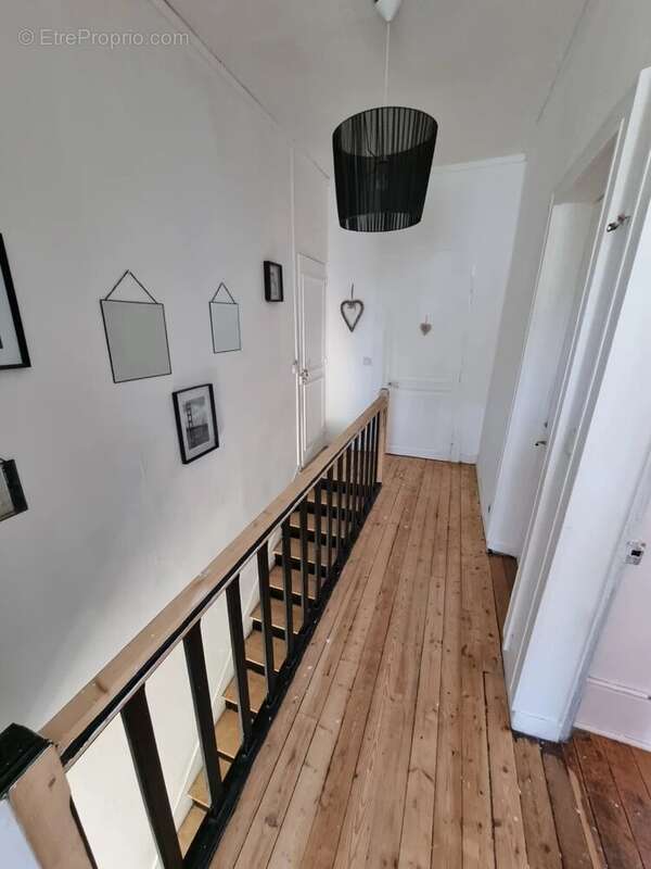 Maison à FAREMOUTIERS