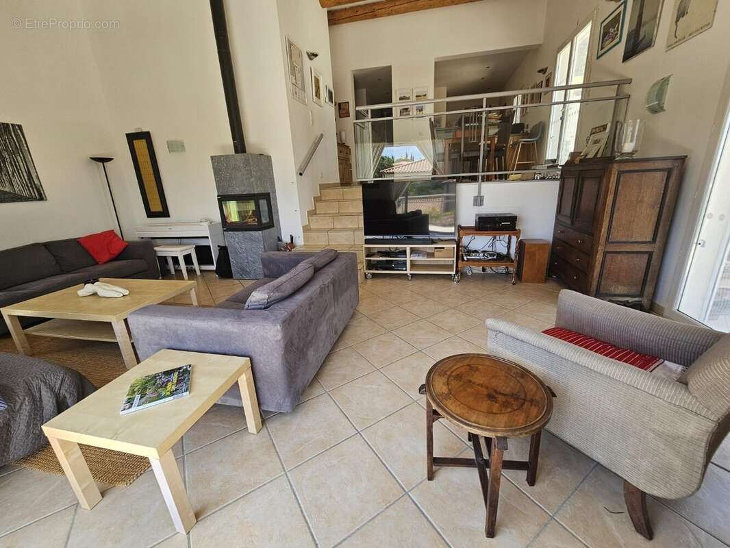 Maison à PERET
