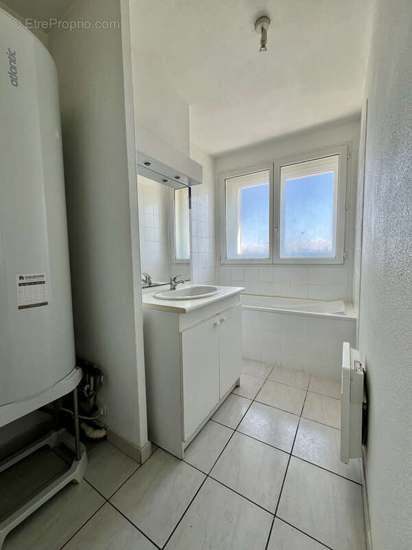 Appartement à LE PONTET