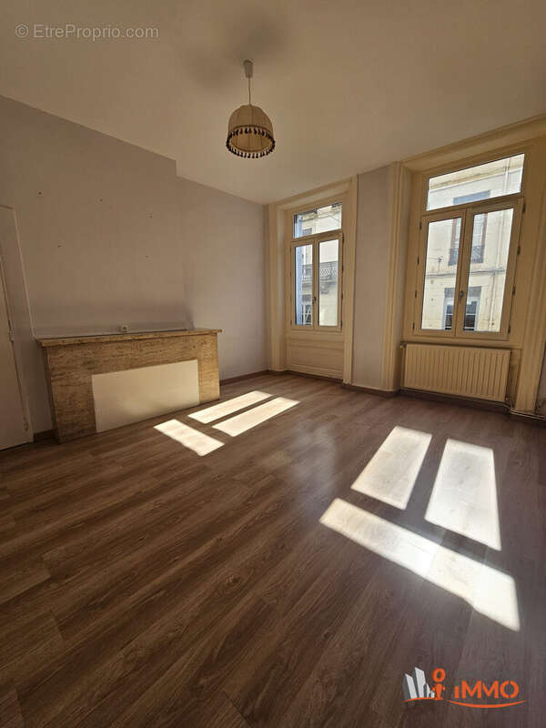 Appartement 119 m² à Saint-Etienne  - photo 5