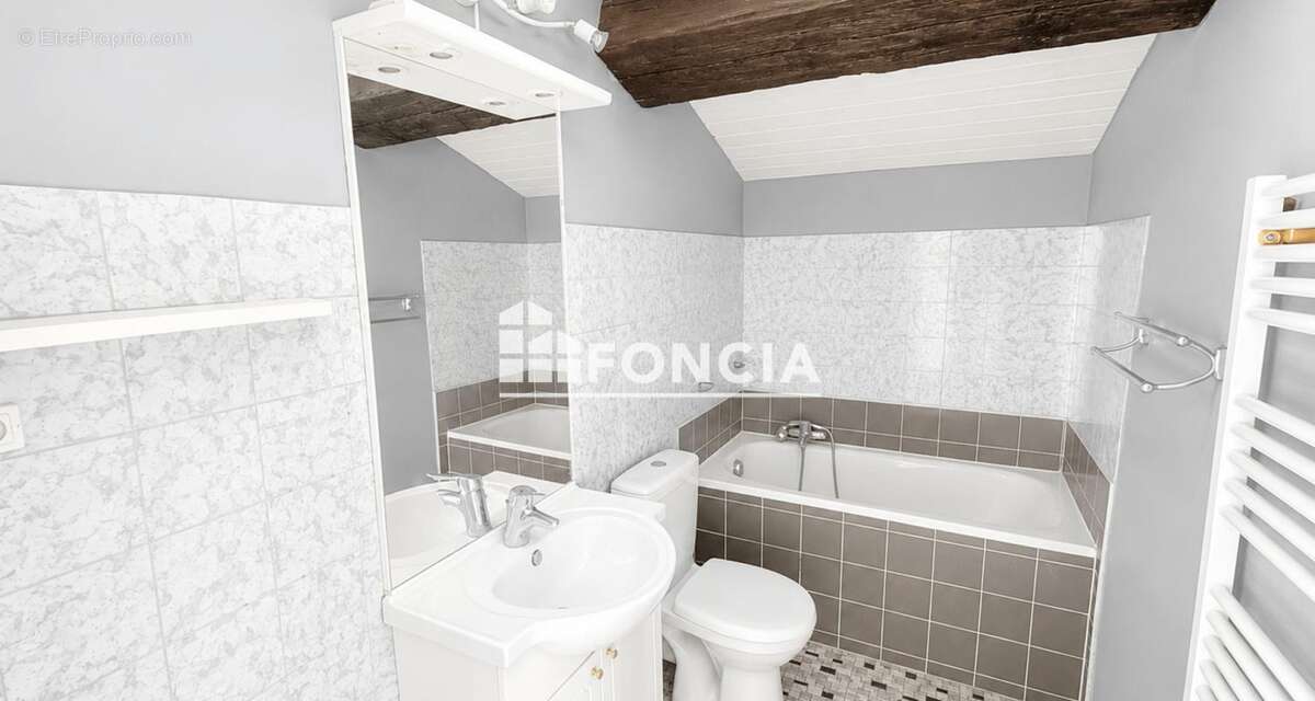 Appartement à TREVOUX