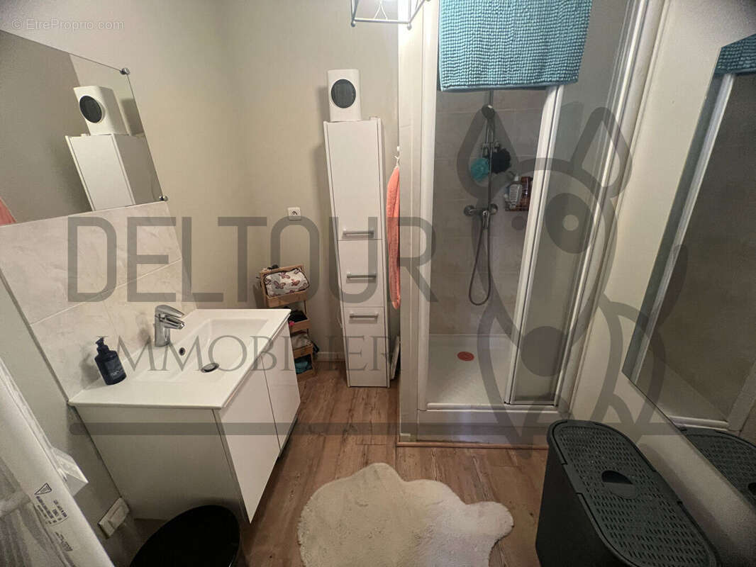 Appartement à REBAIS