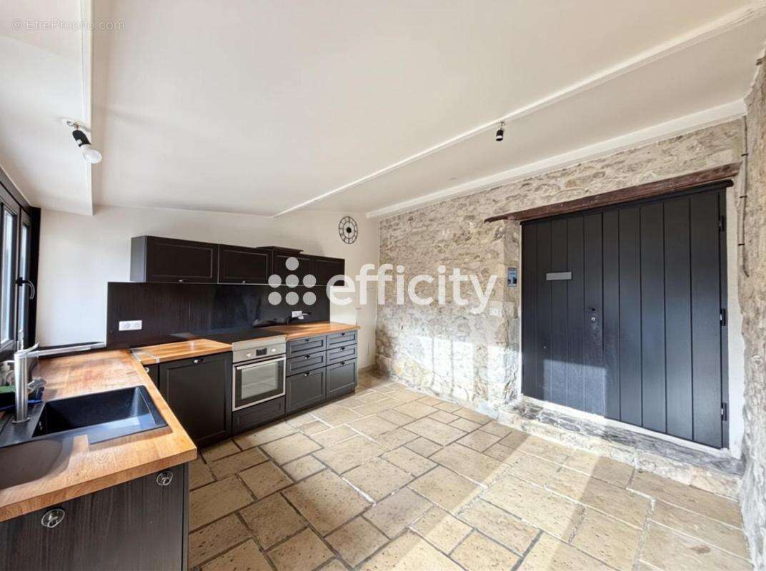 Maison à SENLIS