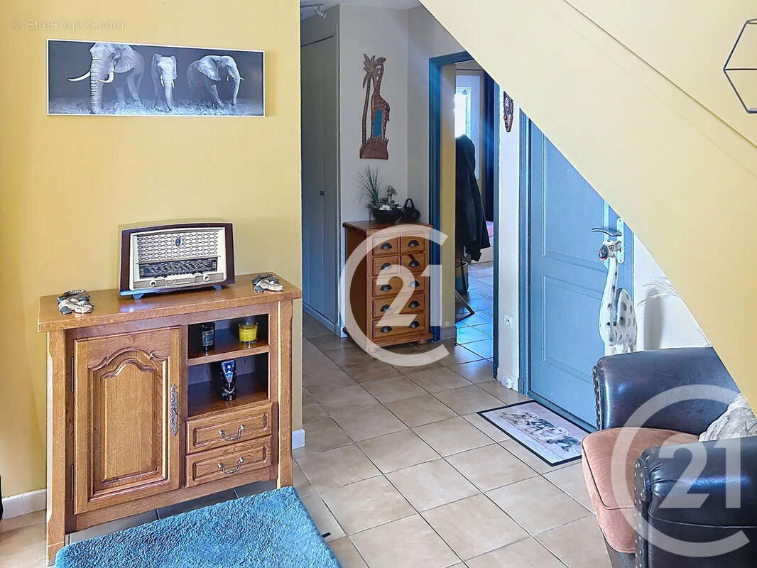 Maison à MONTESCOT