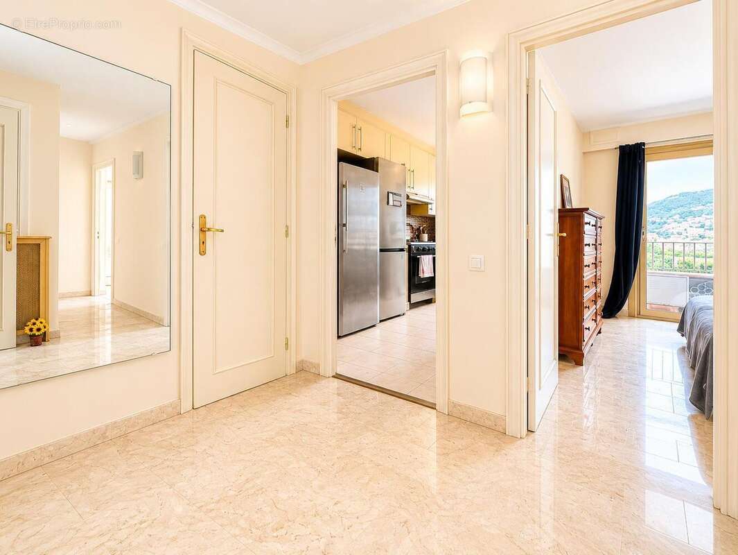   - Appartement à NICE