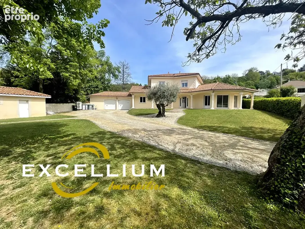 Maison Rochetaillée Sur Saone 200 m2 sur 1200m2 de terrain - photo 16