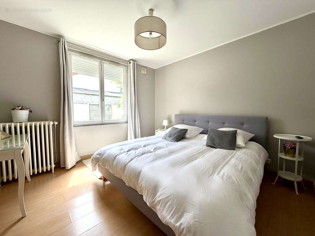Maison à AULNAY-SOUS-BOIS