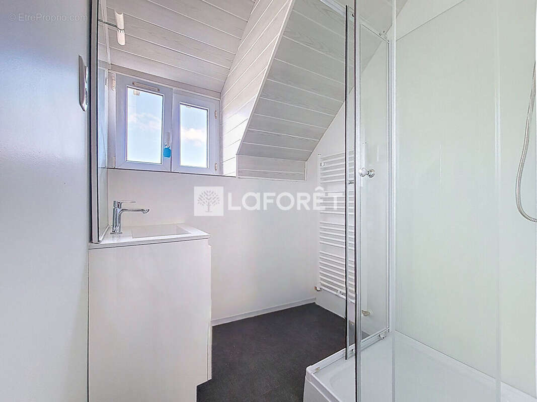 Appartement type T3, au coeur du centre ville. EN EXCLUSIVITE - photo 7