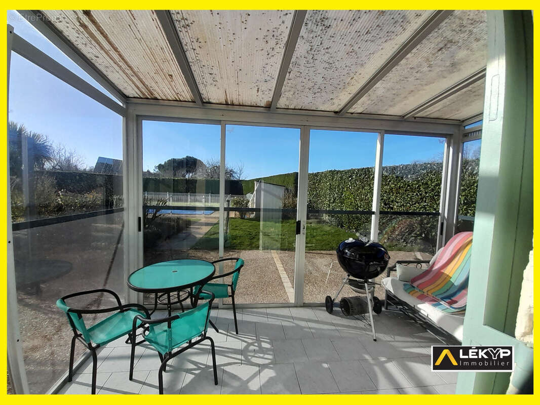 Maison à Tesson 17460 - photo 26