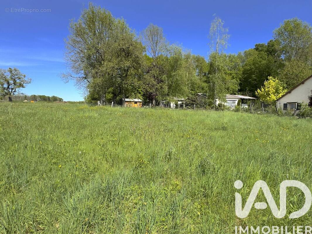 Photo 1 - Terrain à ERVY-LE-CHATEL