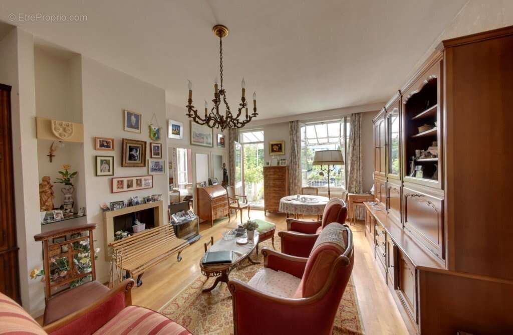 Maison à CALUIRE-ET-CUIRE