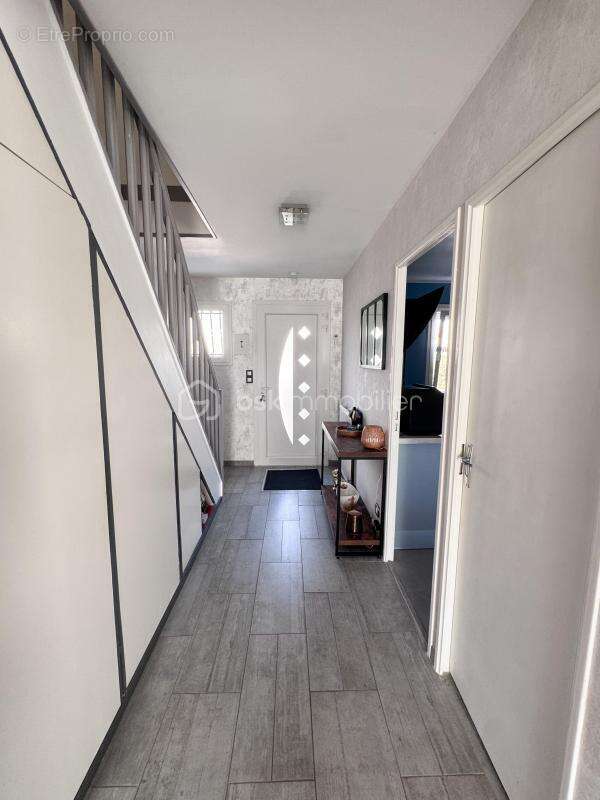 Maison à ROISSY-EN-BRIE