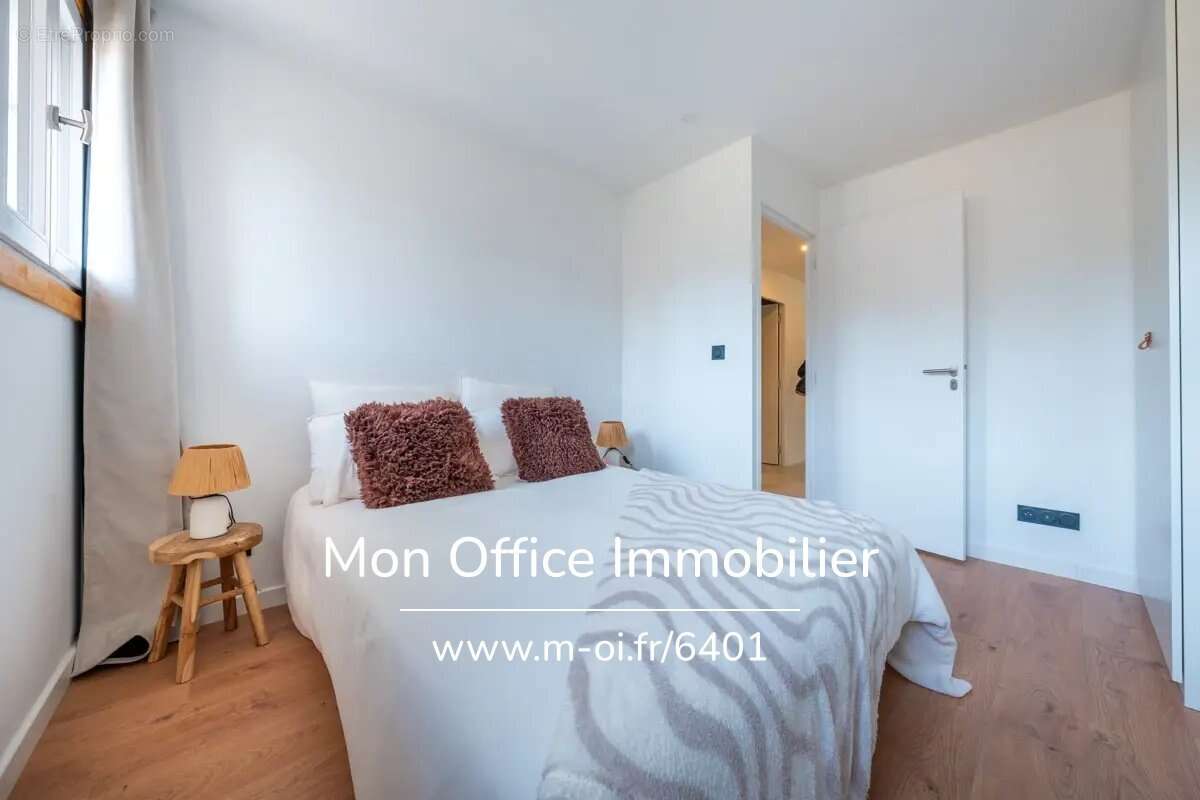 Appartement à PEYNIER
