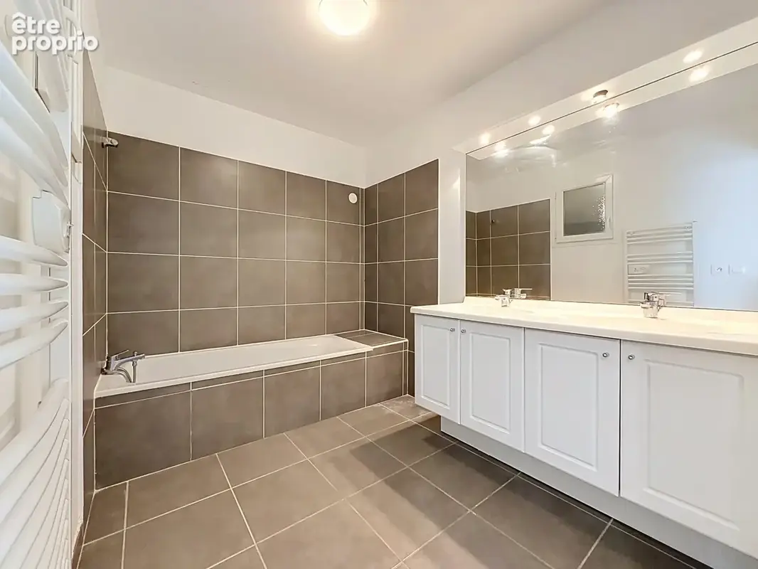 GIGNAC (34) Maison à vendre 4 pièces de plain pied 92 m2, 250 m2 de terrain, garage, parking - photo 7