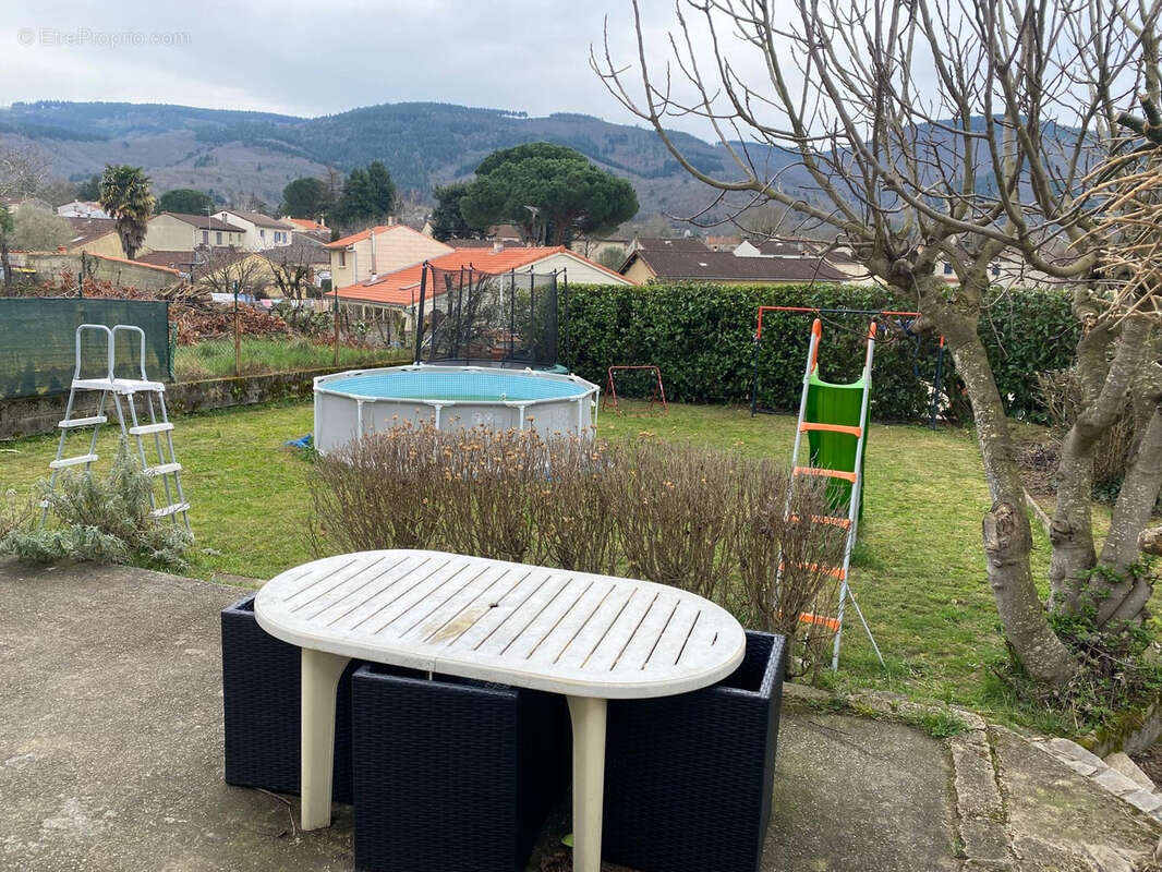 Maison à AIGUEFONDE