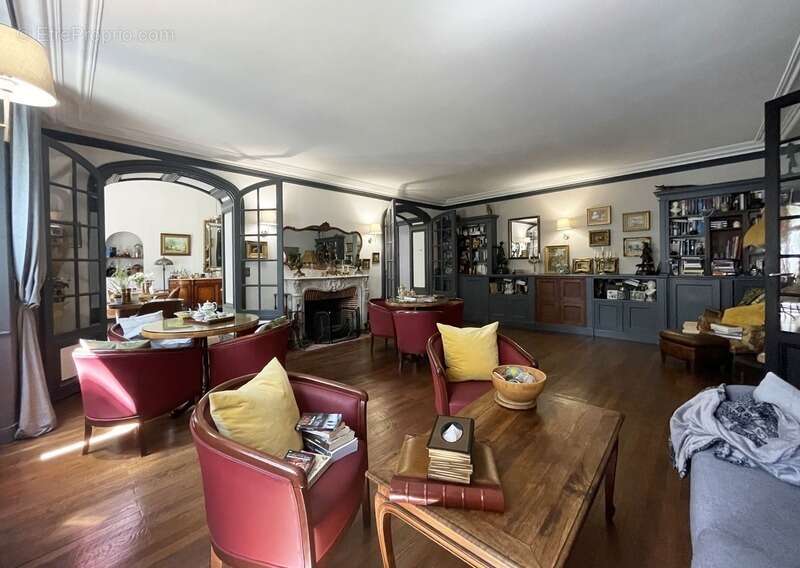 Château + gîte avec activité d’hébergement touristique proche de COGNAC (16) - photo 5