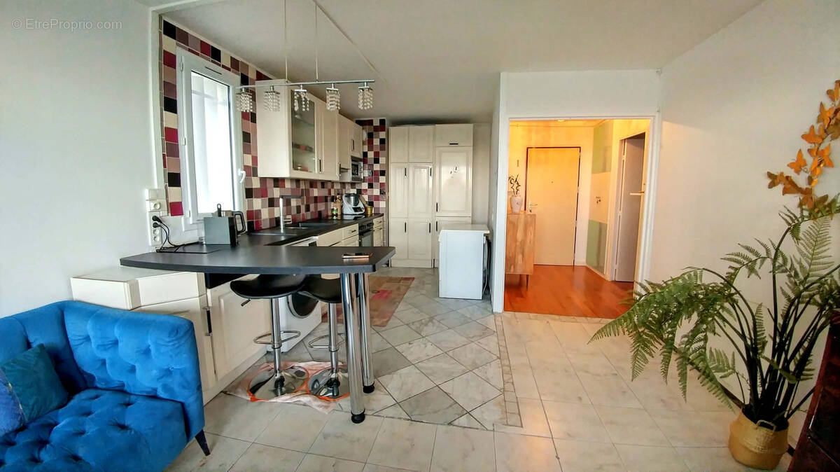 Très bel appartement avec loggia   Epinay-sur-Seine, cœur de ville - photo 2