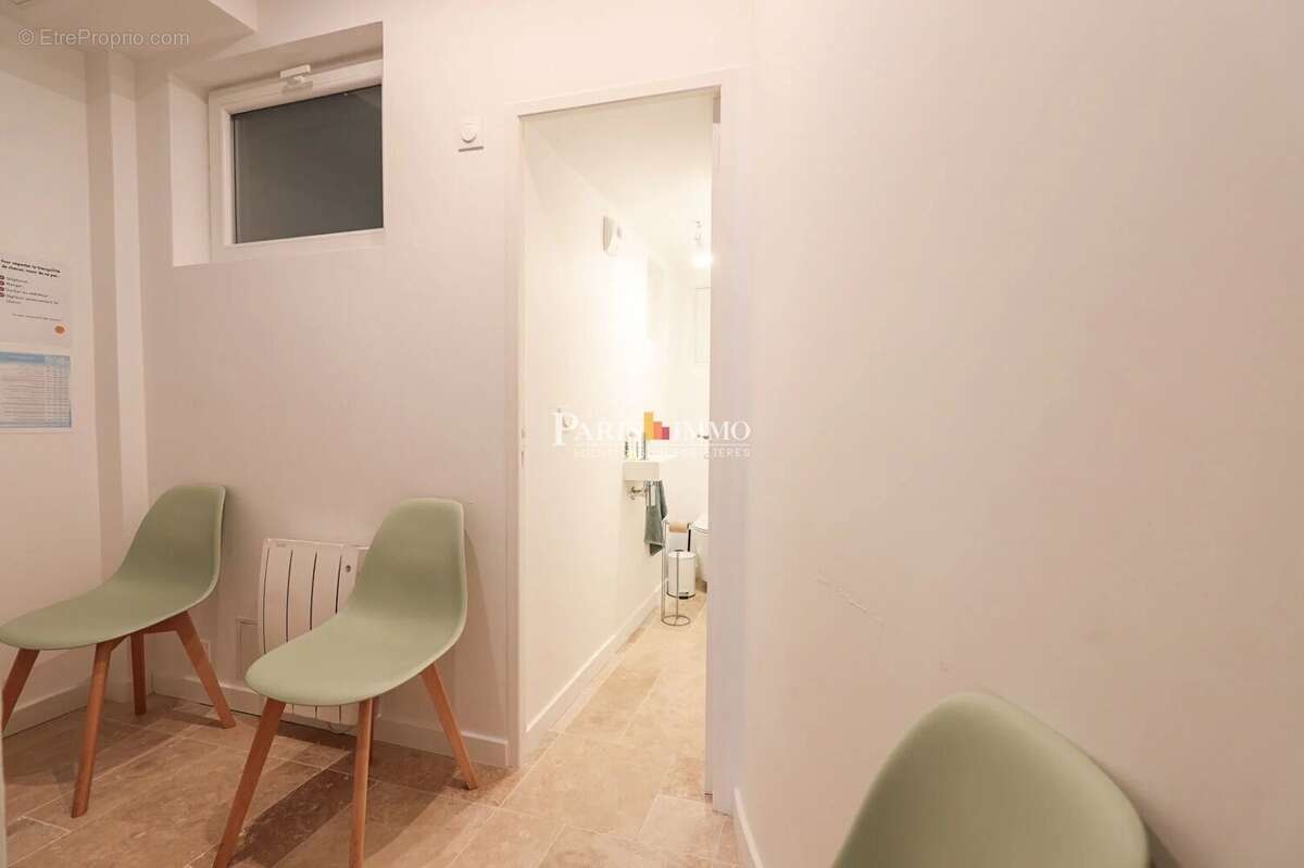 Paris 18e - Studio - Profession libérale - Rue Lamarck - photo 8