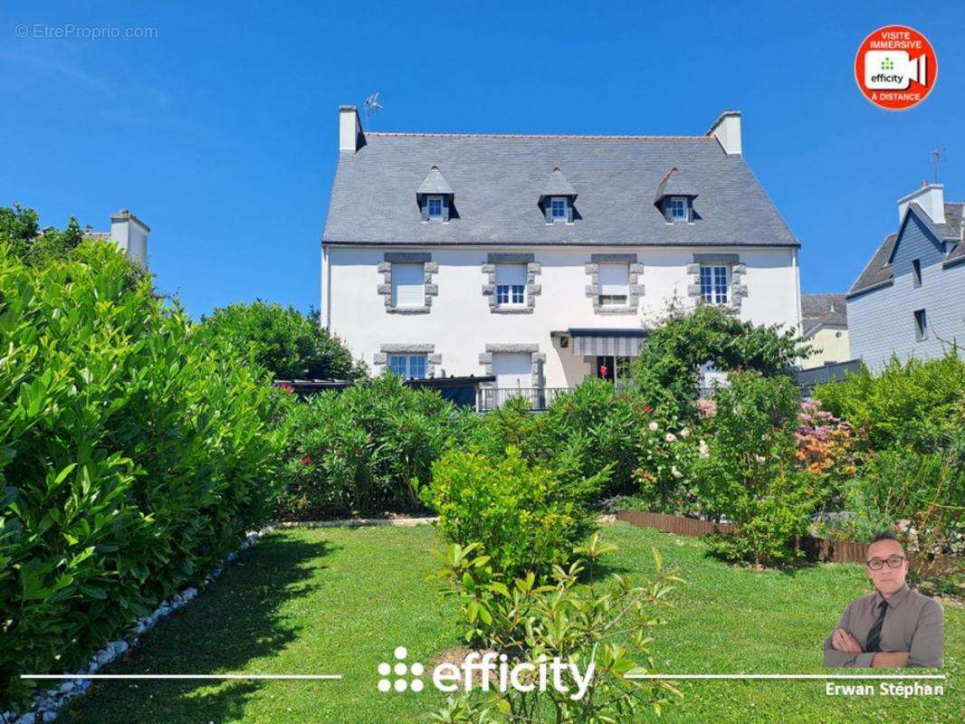Maison à PLONEOUR-LANVERN