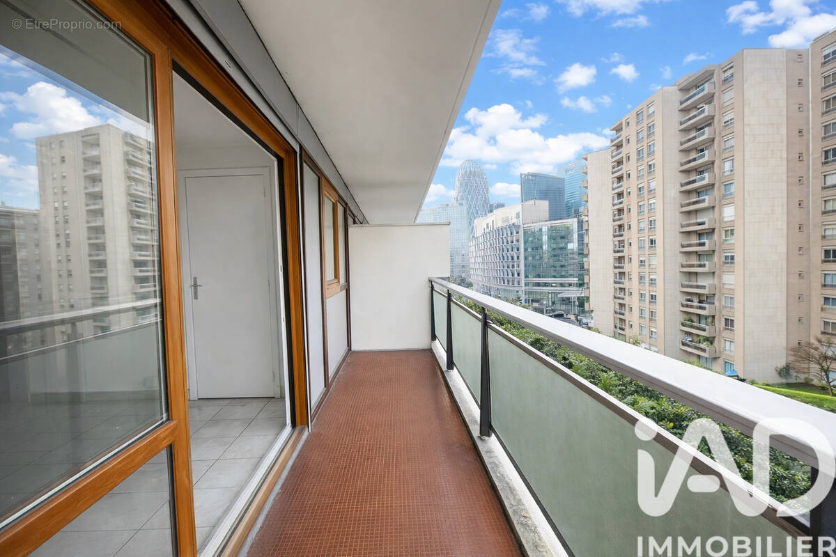 Photo 1 - Appartement à COURBEVOIE