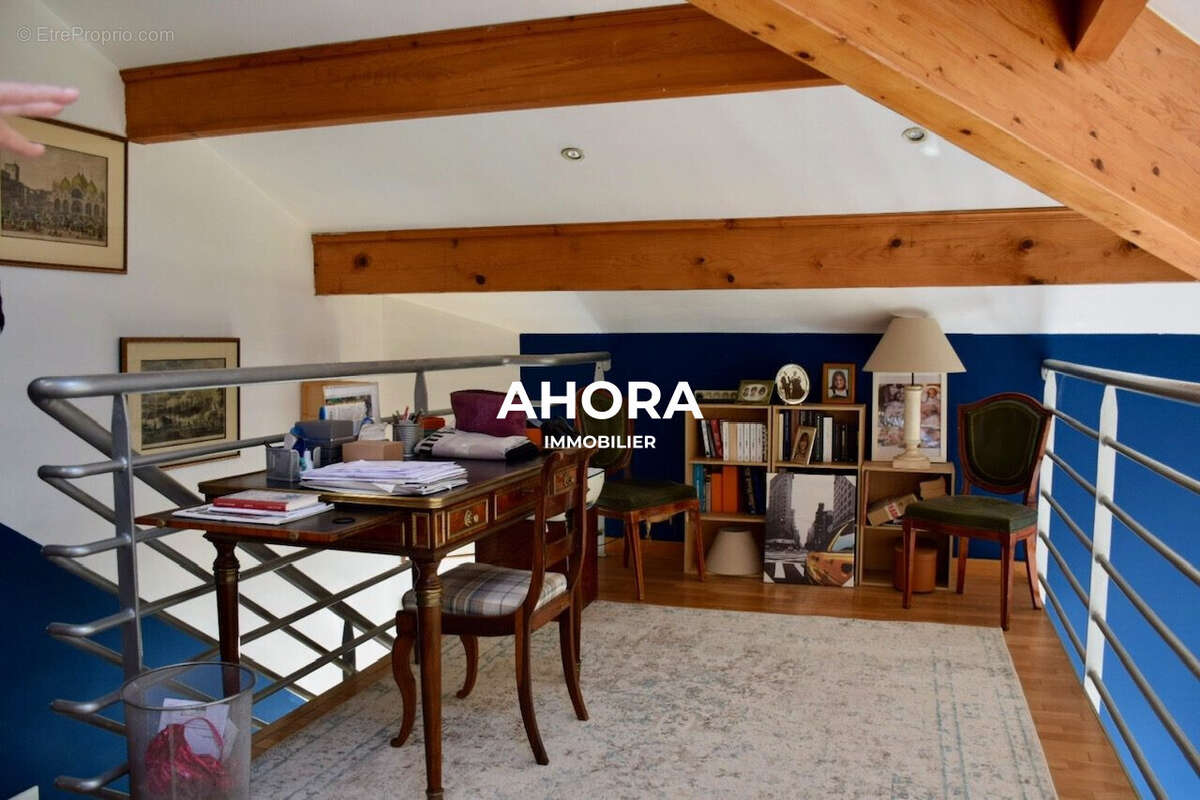 Appartement à MARSEILLE-12E