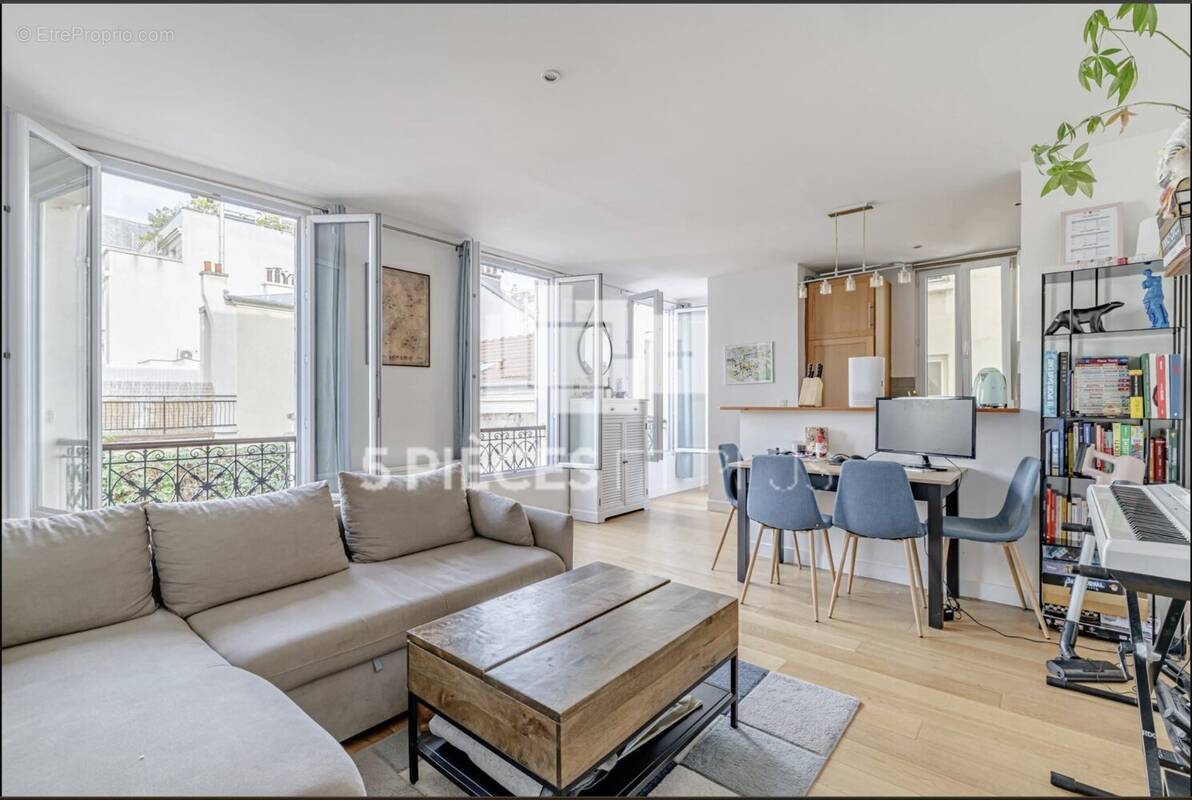 Appartement à LEVALLOIS-PERRET
