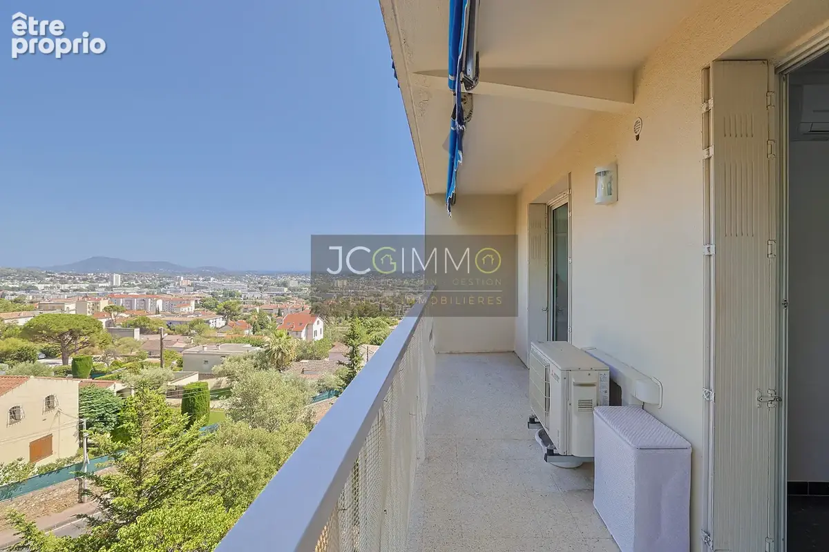 Appartement T4 vue Mer + 2 Balcons + Garage + Cave - photo 2