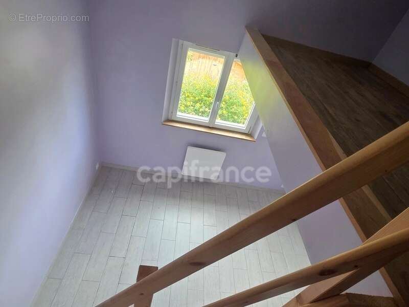 Maison à vendre de 200 m² avec piscine – Piégros-la-Clastre (26) - photo 15