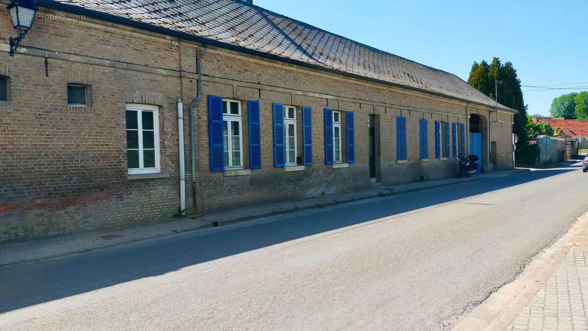 Maison à DOMART-EN-PONTHIEU