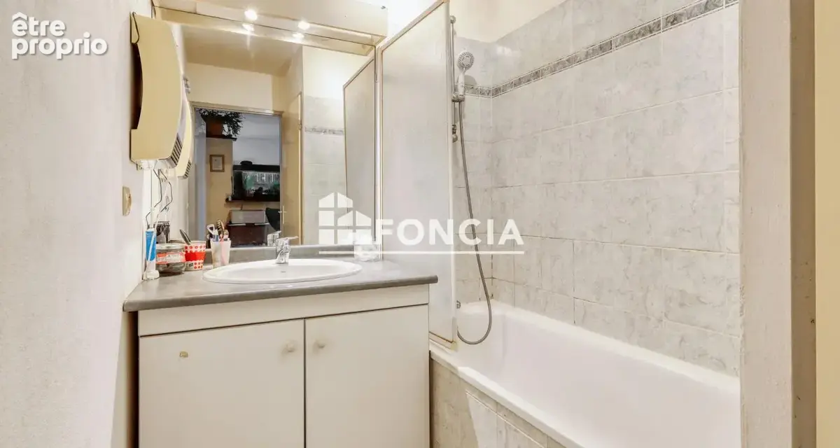 TOULOUSE LES VITARELLES : Bel appartement avec piscine et tennis en dernier étage - photo 8