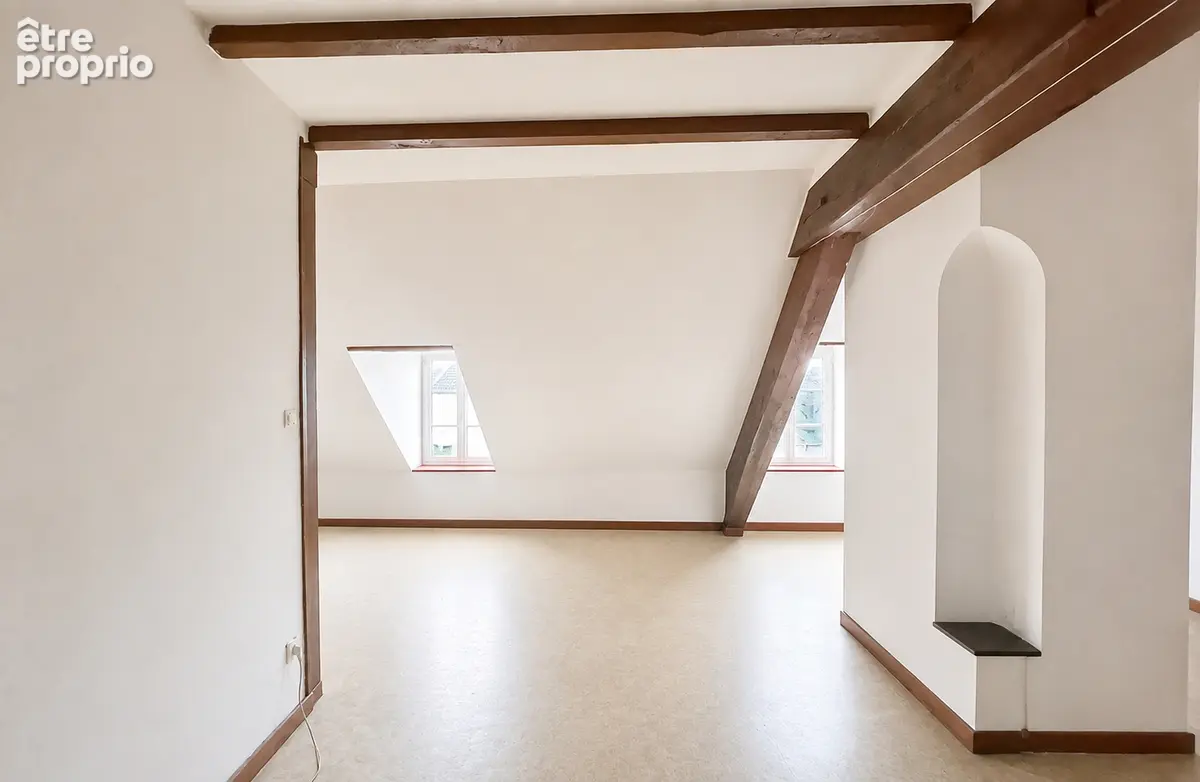Appartement T4 en duplex à 2 pas du centre-ville - photo 1