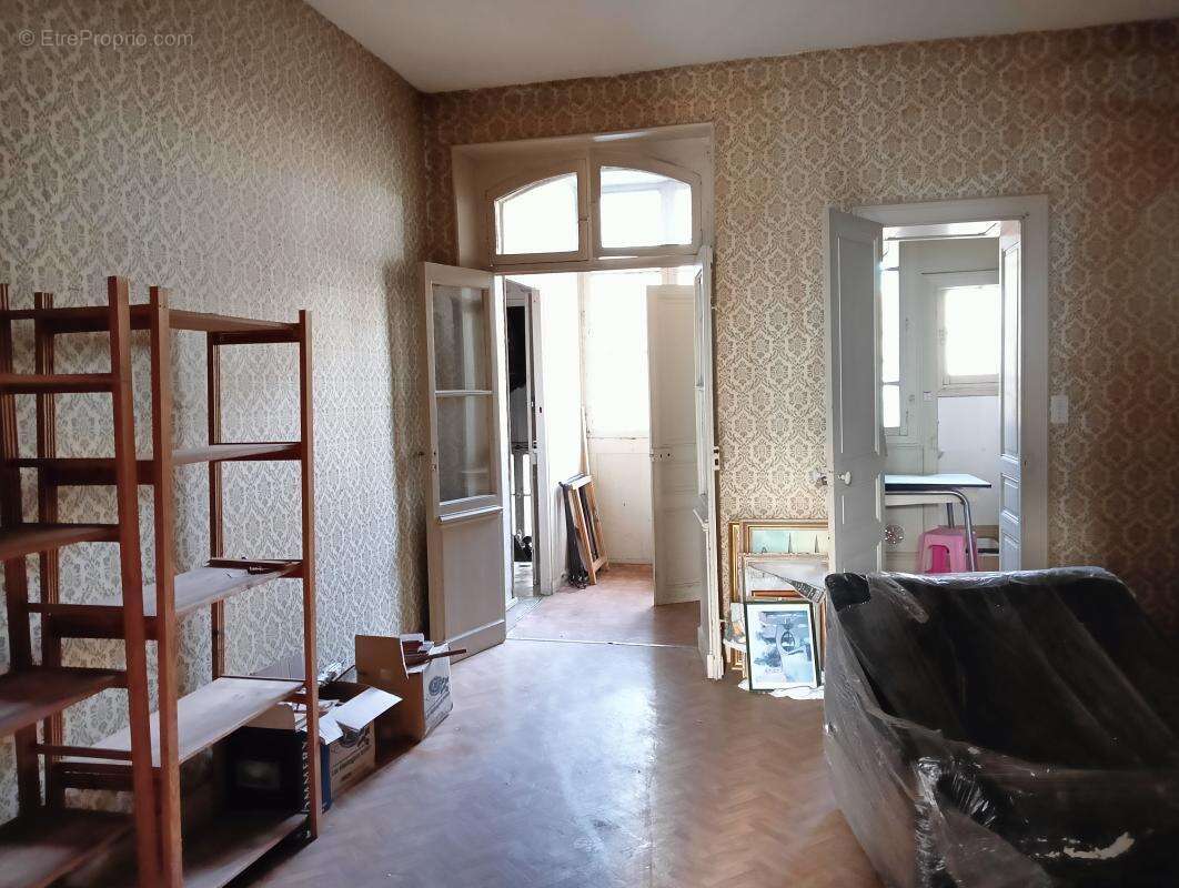 Appartement à DECAZEVILLE