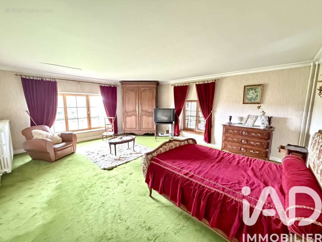 Maison 310 m² à Saint-Pois  - photo 6