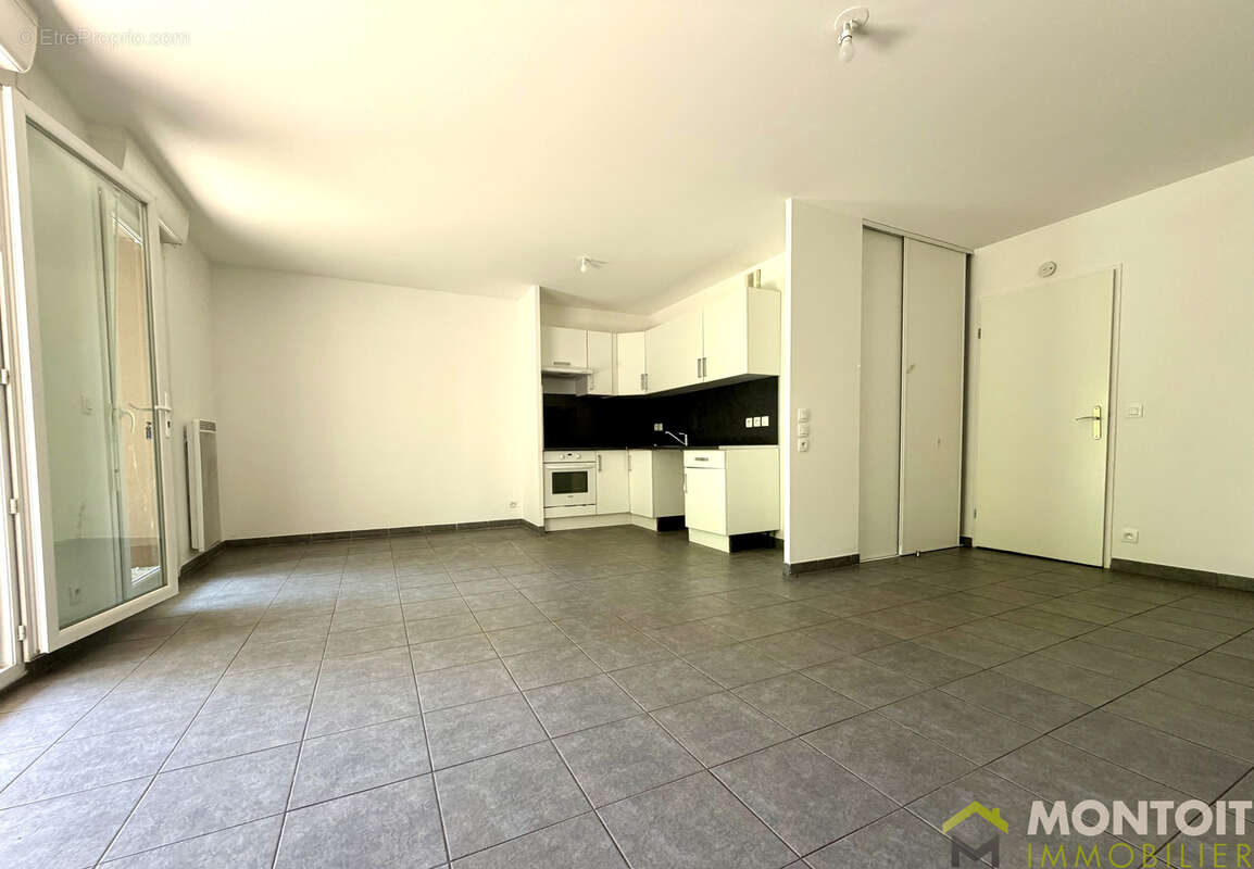 Appartement à THIAIS