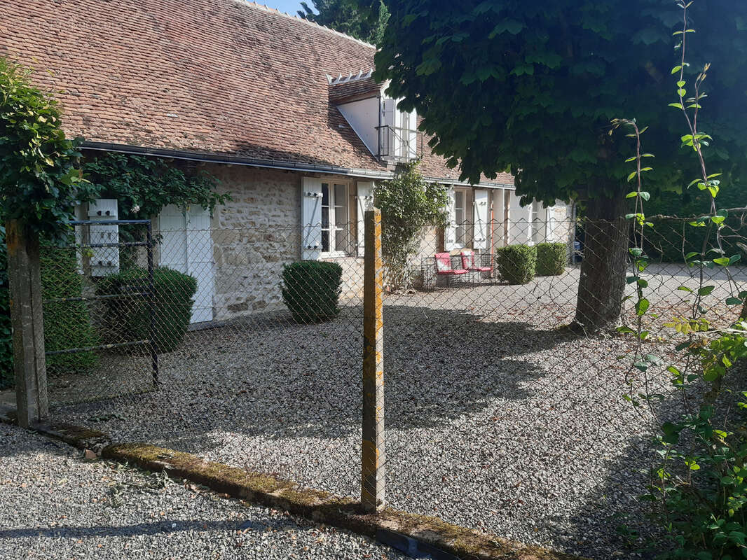 Maison à BEDDES