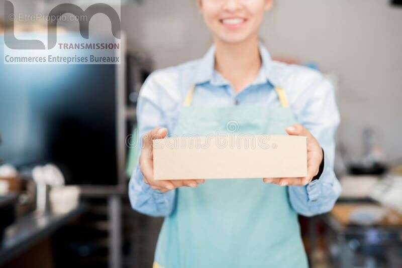 Commerce à PARIS-10E