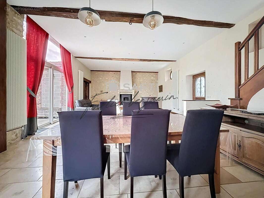 Maison 175 m² à Longueville  - photo 3