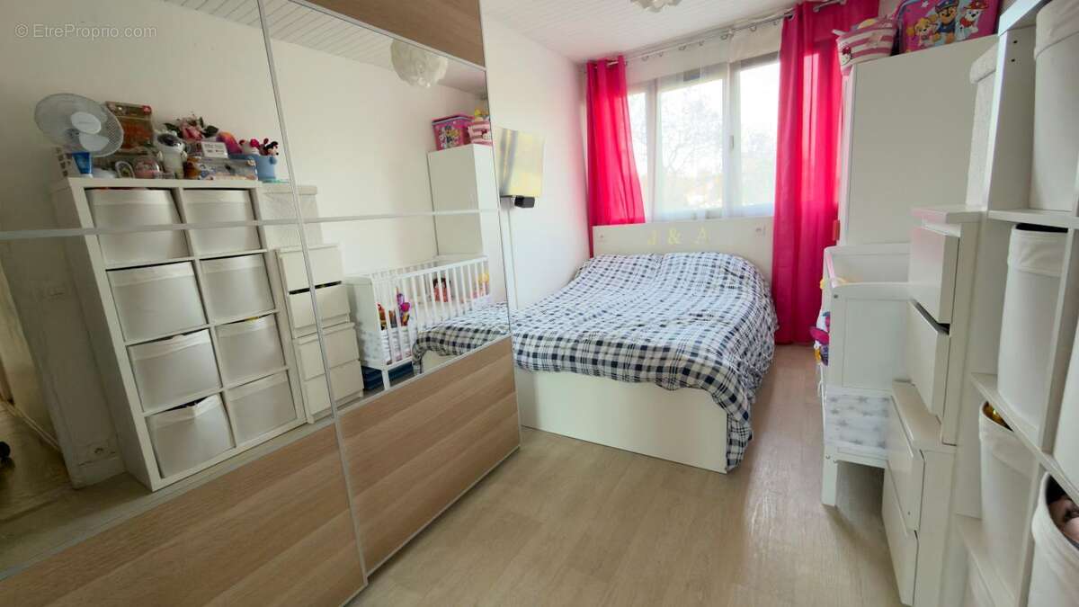 Appartement à NEUILLY-SUR-MARNE