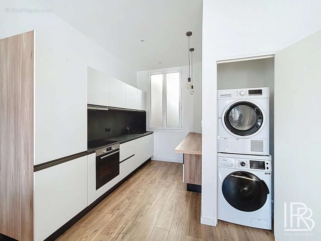 Appartement à MARSEILLE-6E