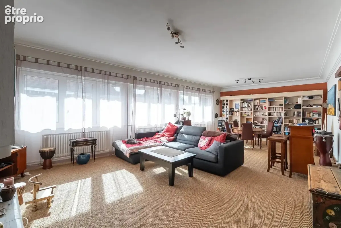 Exclusivité - plus qu'un immeuble, un projet à imaginer - photo 2