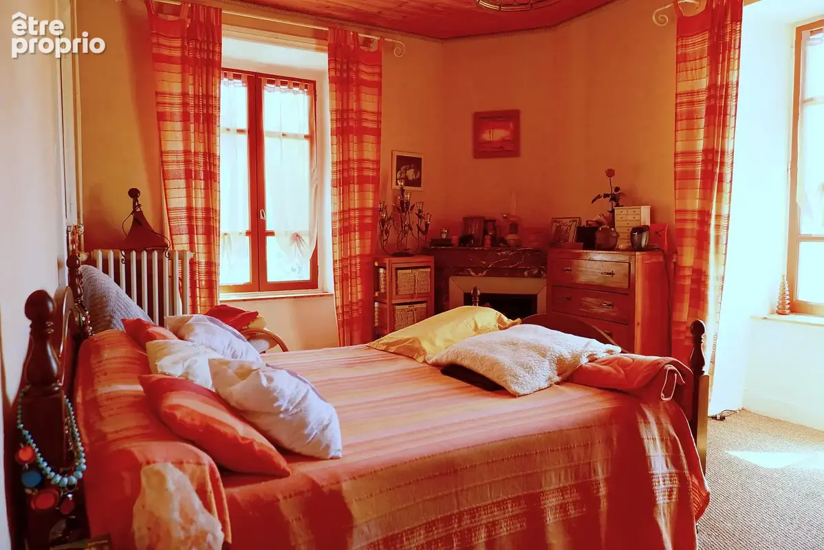 Maison en pierre de 221 m2 avec dépendances et gîte - Le Mazet-Saint-Voy - photo 22