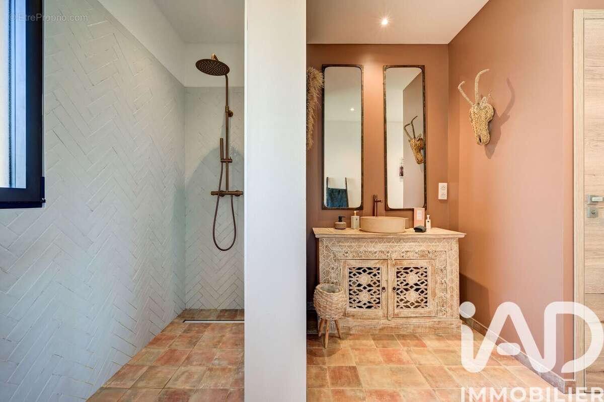 Photo 7 - Maison à LE CASTELLET