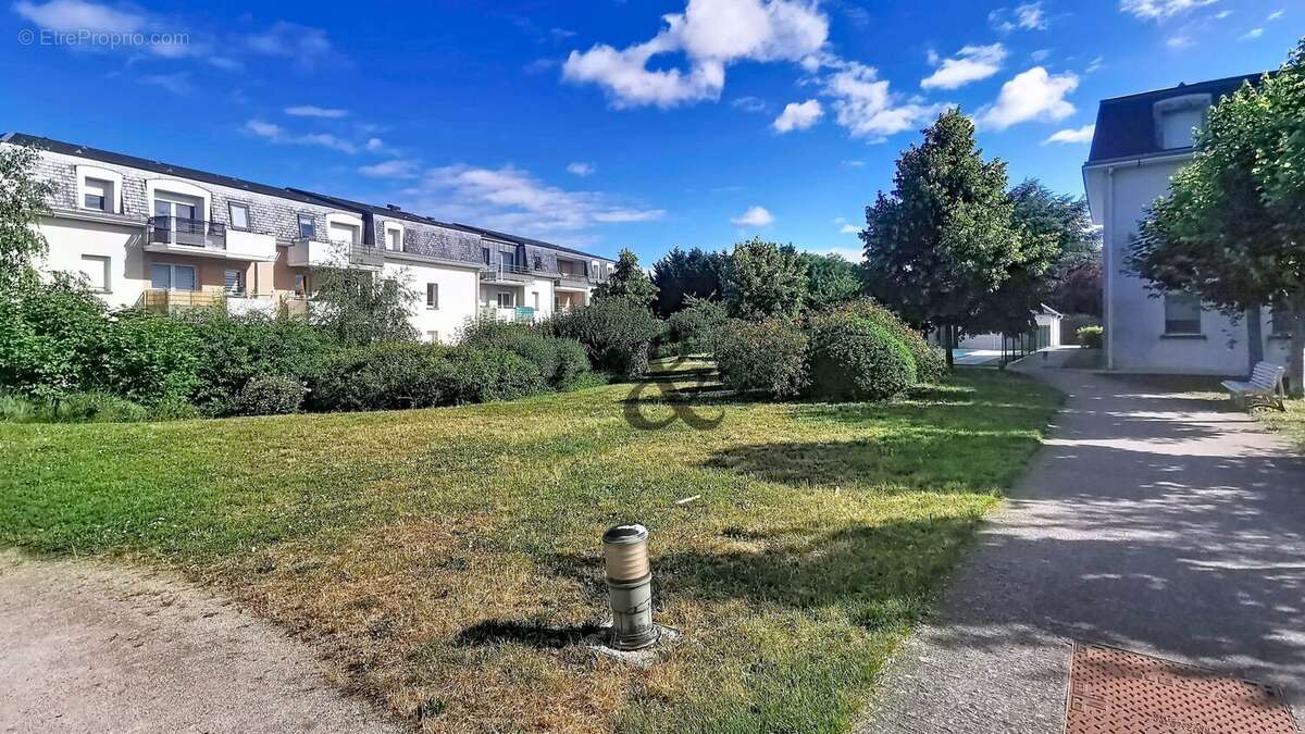 Appartement à LA CHAUSSEE-SAINT-VICTOR