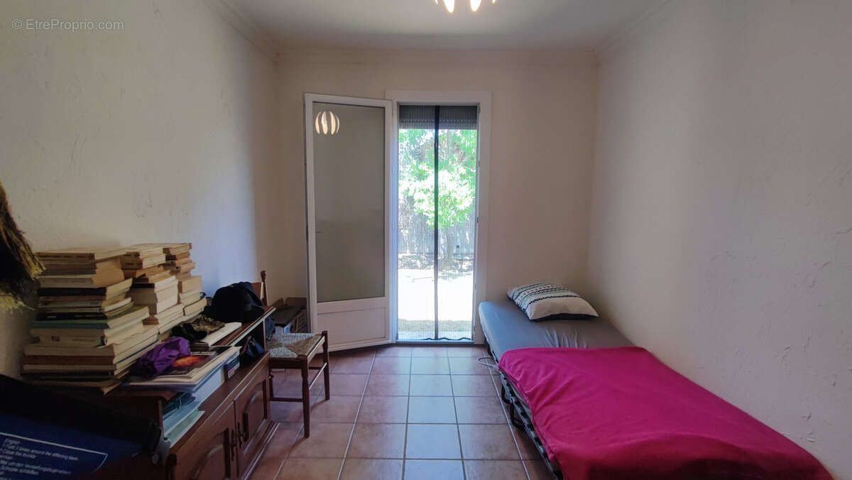 Maison à RIBAUTE-LES-TAVERNES