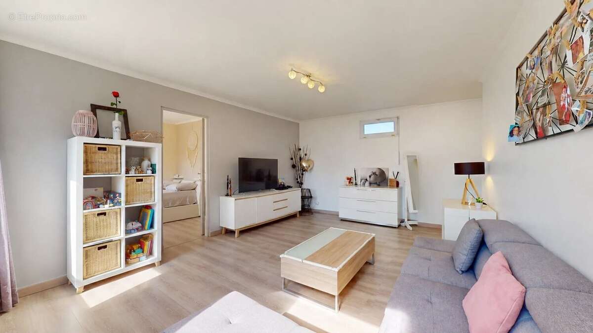 Appartement 53 m² à Gagny  - photo 4