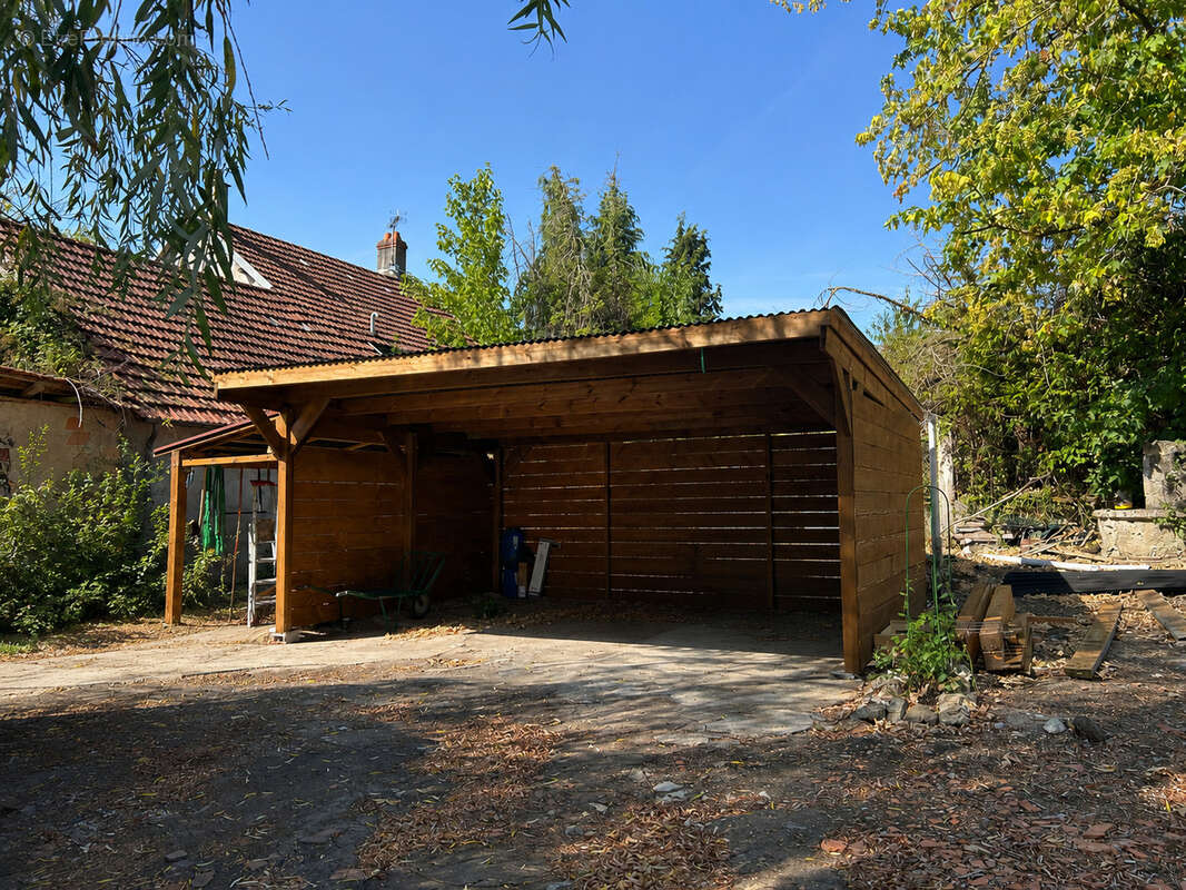 Propriété 3,7 ha : maison ancienne rénovée, mare, friche, bois, prairie - photo 16