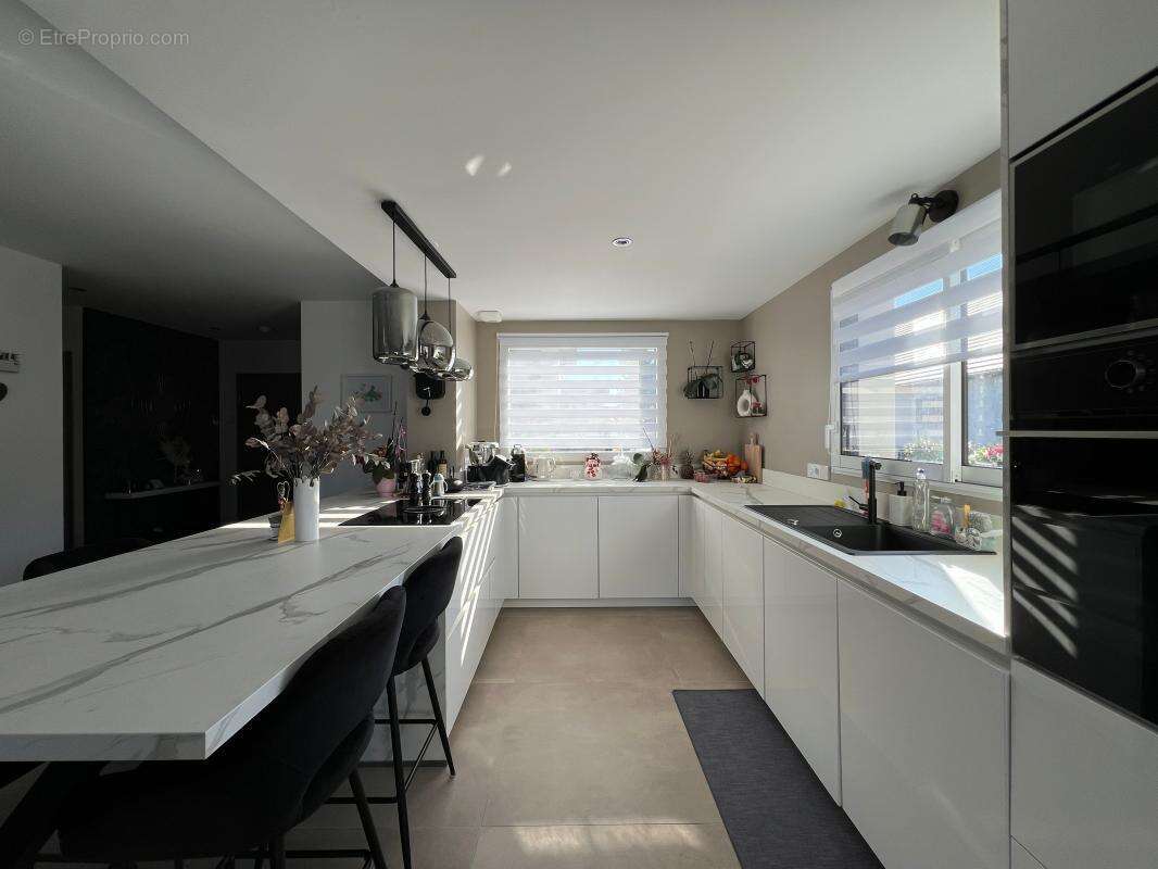 Maison à ETAUX