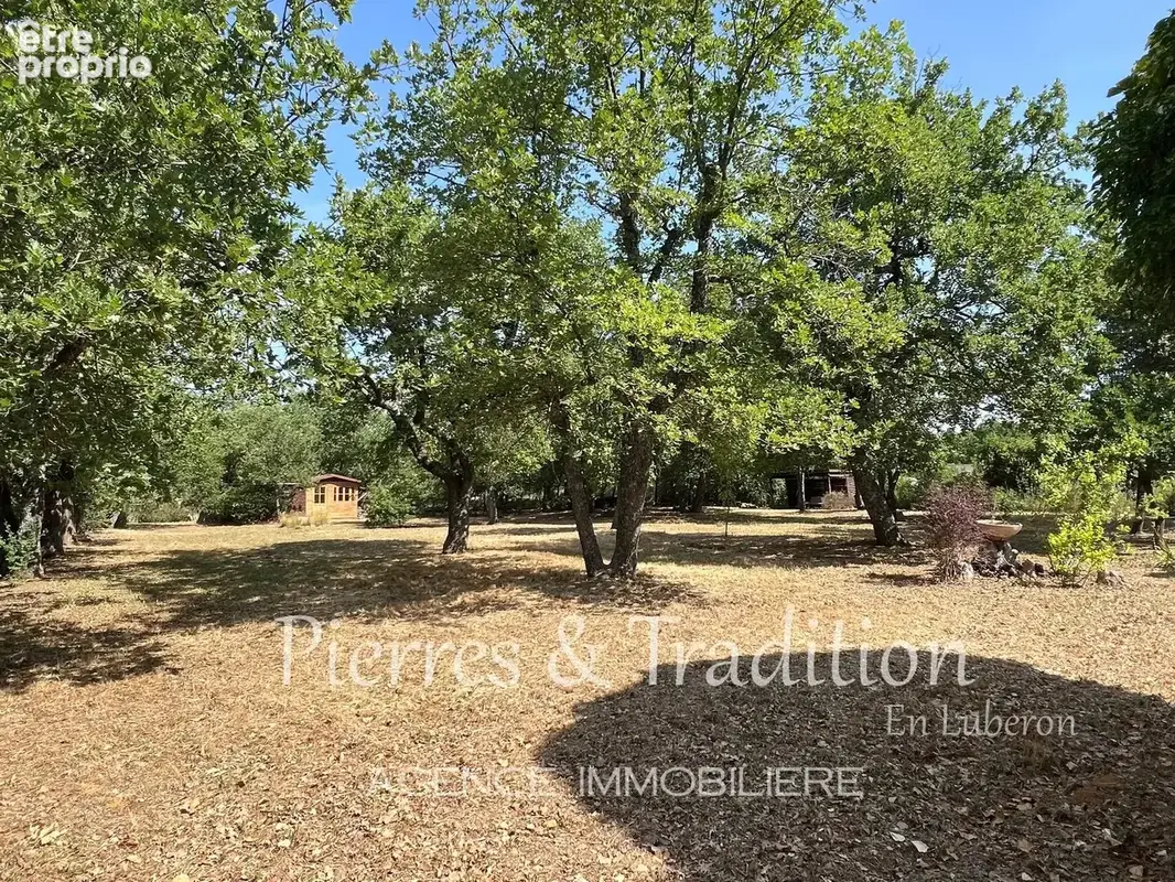 St Saturnin les Apt, maison de plain pied avec grand terrain clos - photo 8