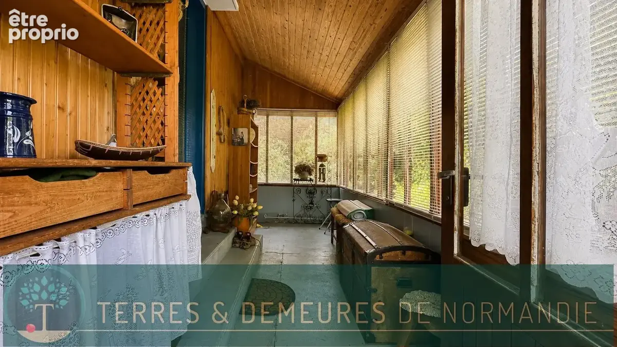 Maison d'environ 65m² avec deux chambres, implantée sur un terrain de 450 m², située sur la commune de Petit-Caux. - photo 4